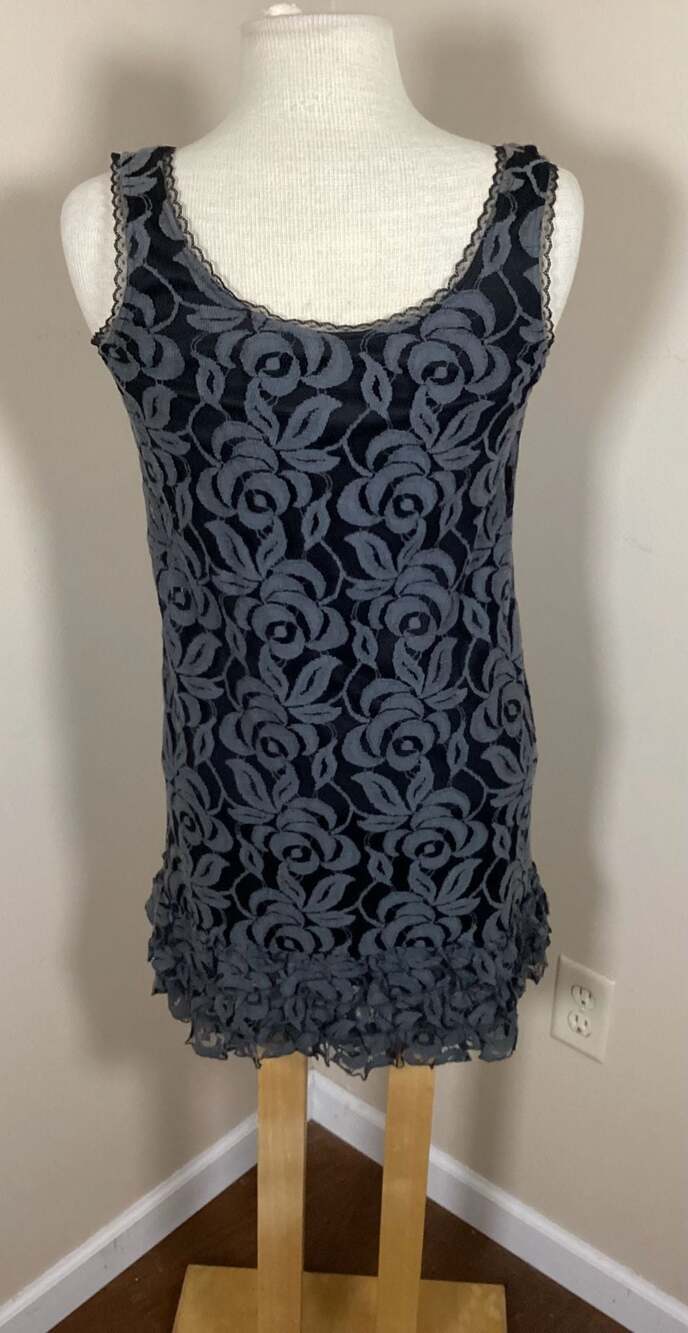 Aqua Grey & Black Rose Lace Ruffle Hem Sleeveless Mini Dress Size Small